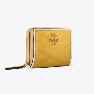 *new with tags* Tory Burch KIRA Chevron Bi-Fold Wallet in Golden Sunset
